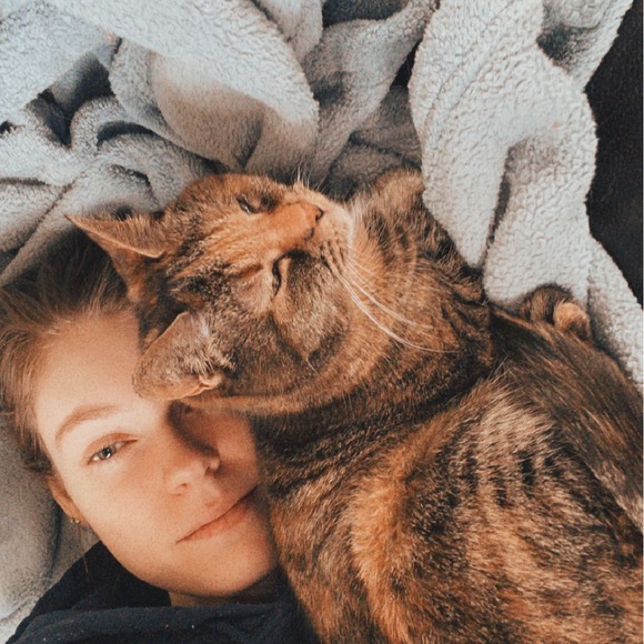 *LIVE SHOW ITEM* - Picture 6 of 6